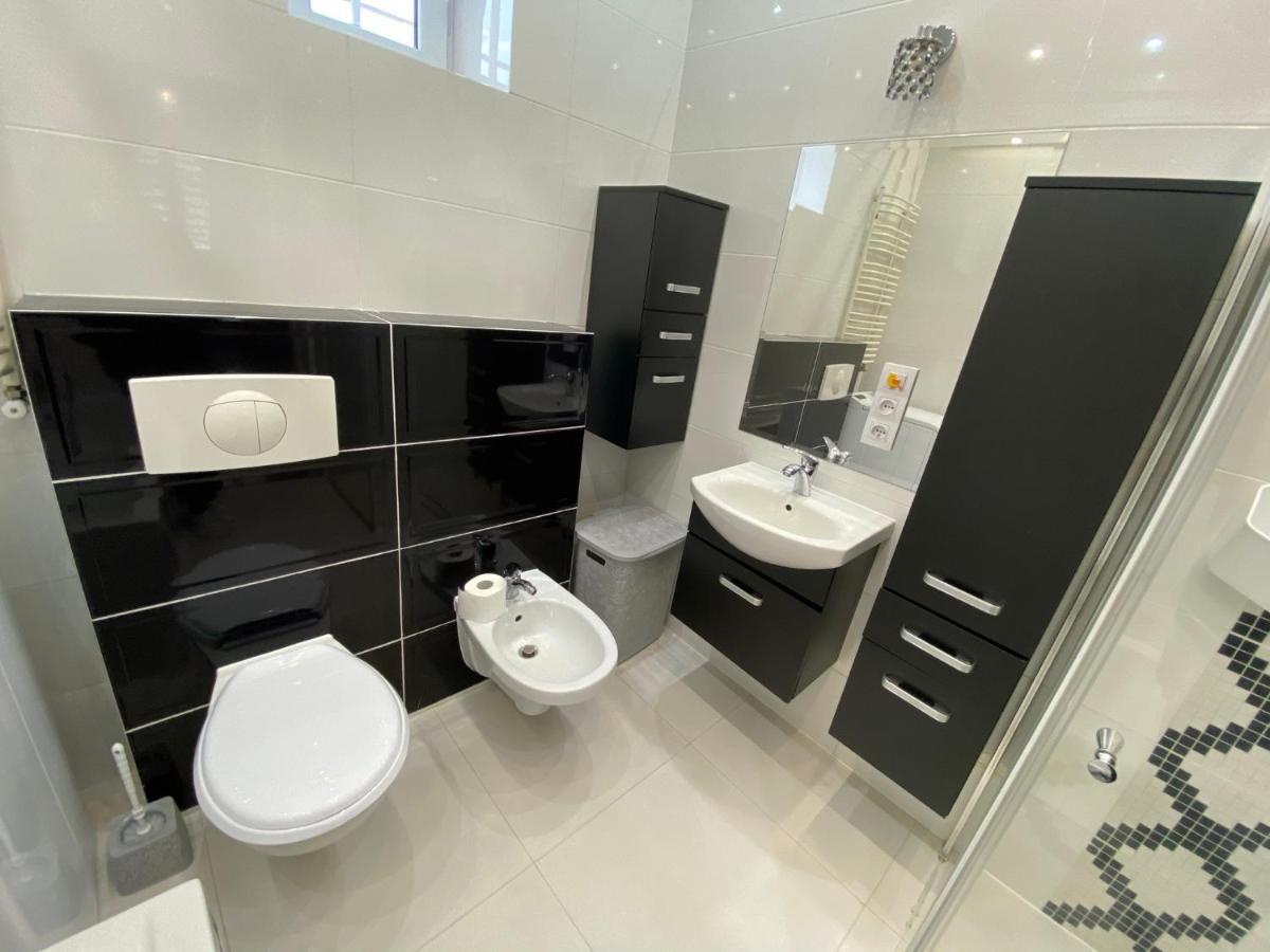 Apartament F21 Deluxe W Bielawie - Widok Na Gory Sowie Биелава Екстериор снимка